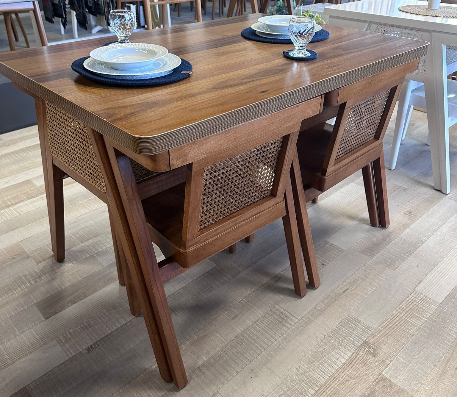 4 KİŞİLİK DEREN MASA TAKIMI 80X120 Y:77