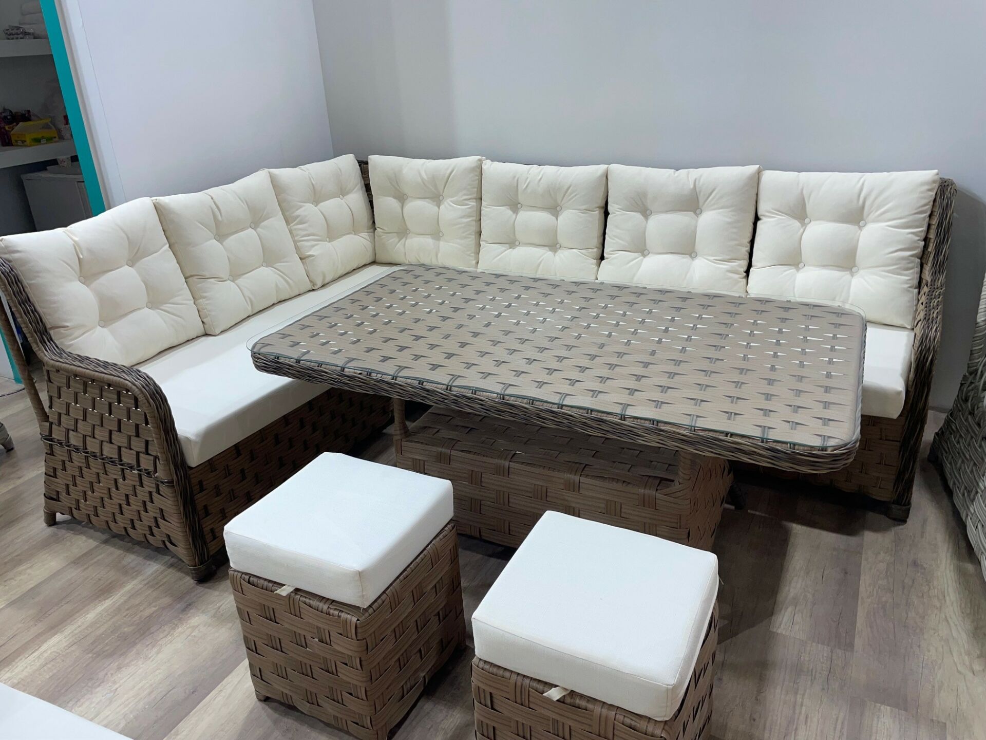 GLORİA KÖŞE TAKIMI