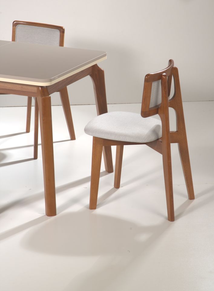 SEBEN MASA ZEUS SANDALYELİ