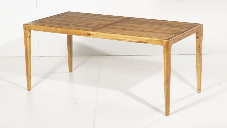 SUR MASA MANYAS-DATÇA SANDALYE